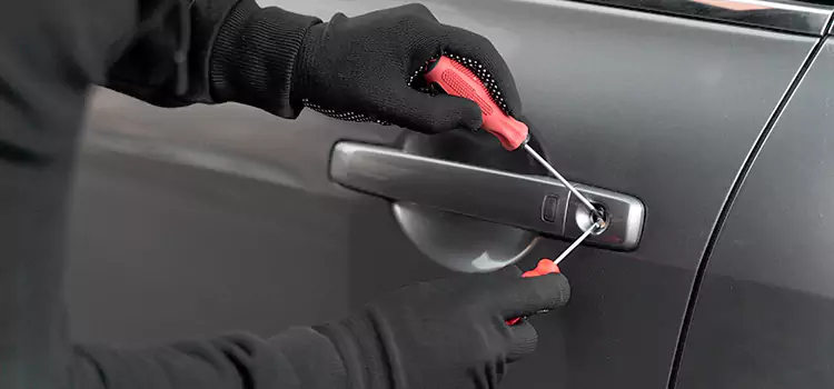 Locked Out of Car Help Macon